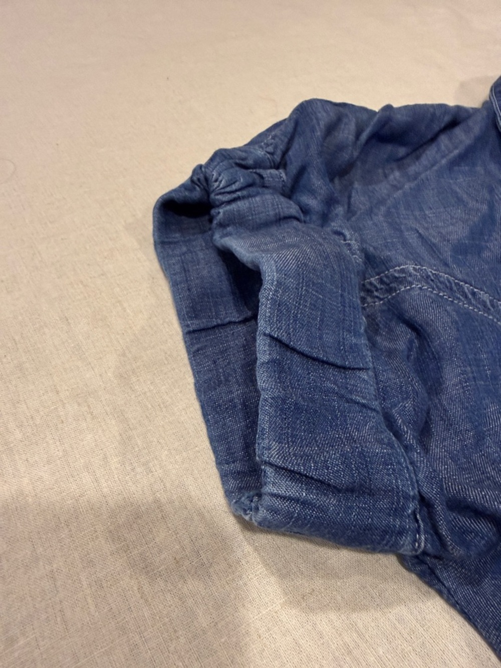 Banana Republic Chambray Puff Sleeve Button Front Top Medium - Picture 4 of 9